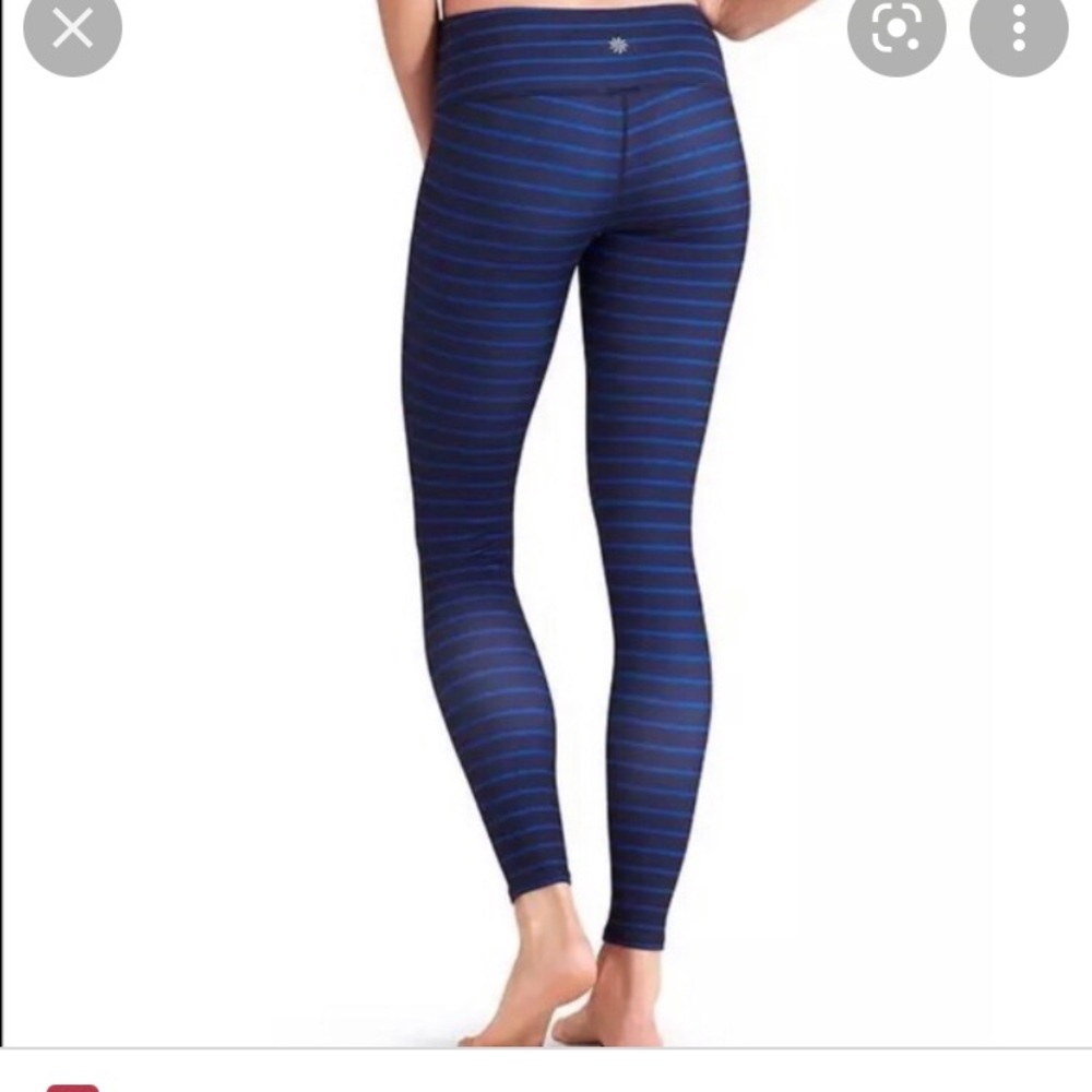 Athleta blue and navy striped 7/8 leggings